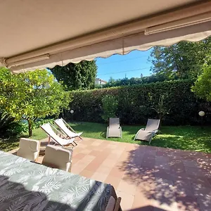 La Salis 3 Chambres, Jardin - 3 Bedrooms , Antibes France